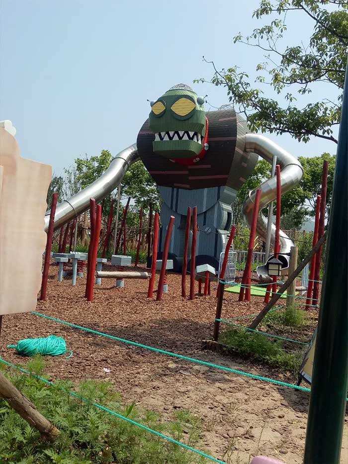 <b>無錫植物大戰僵尸樂園</b>